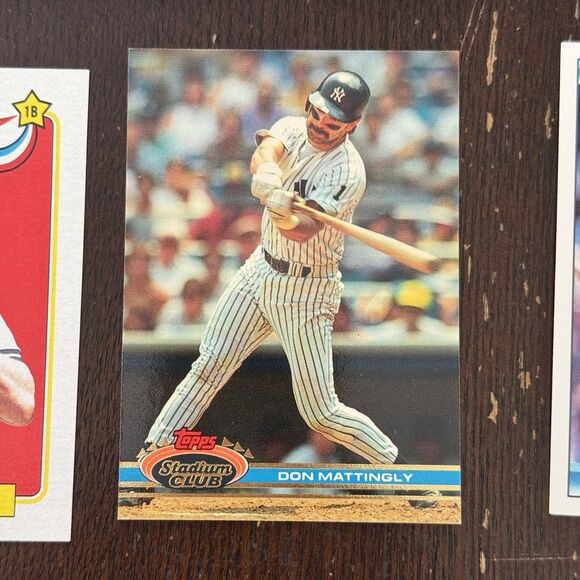 Don Mattingly 12 Card Lot NM  New York Yankees AL MVP Gold Glove All Star - Picture 11 of 12